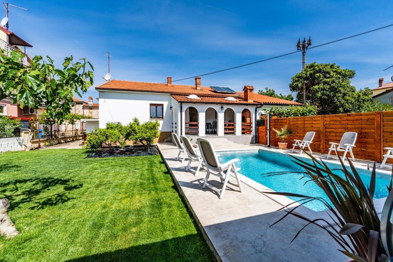 Holiday home House Nada With The Pool *